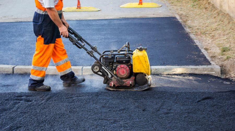 Professional gutter cleaning in Virgilina, VA